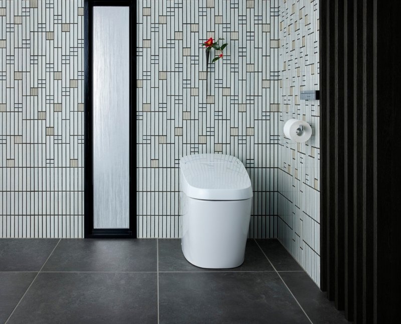 INAX touchless toilets - Satis G in white