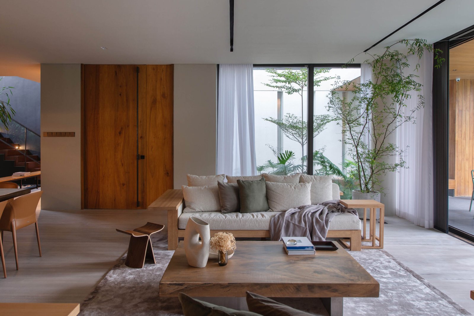 Screen Time: House of Screens by PXP Design Workshop - Kanto - Creative ...