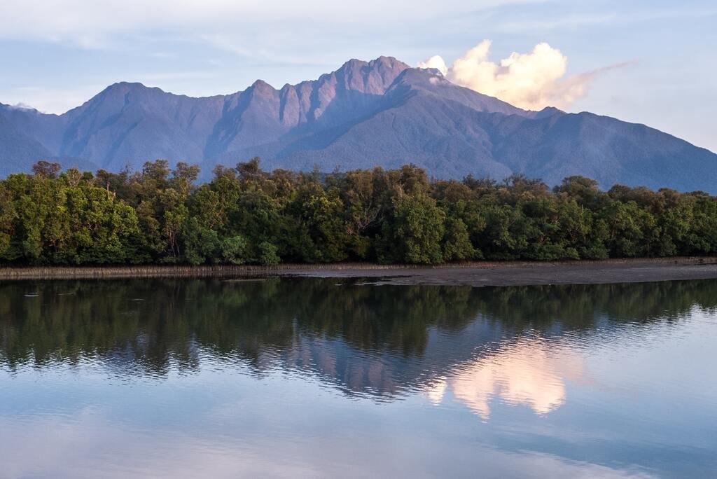 Sibuyan Island. Image courtesy of Emmanuel Maceda via Unsplash. 