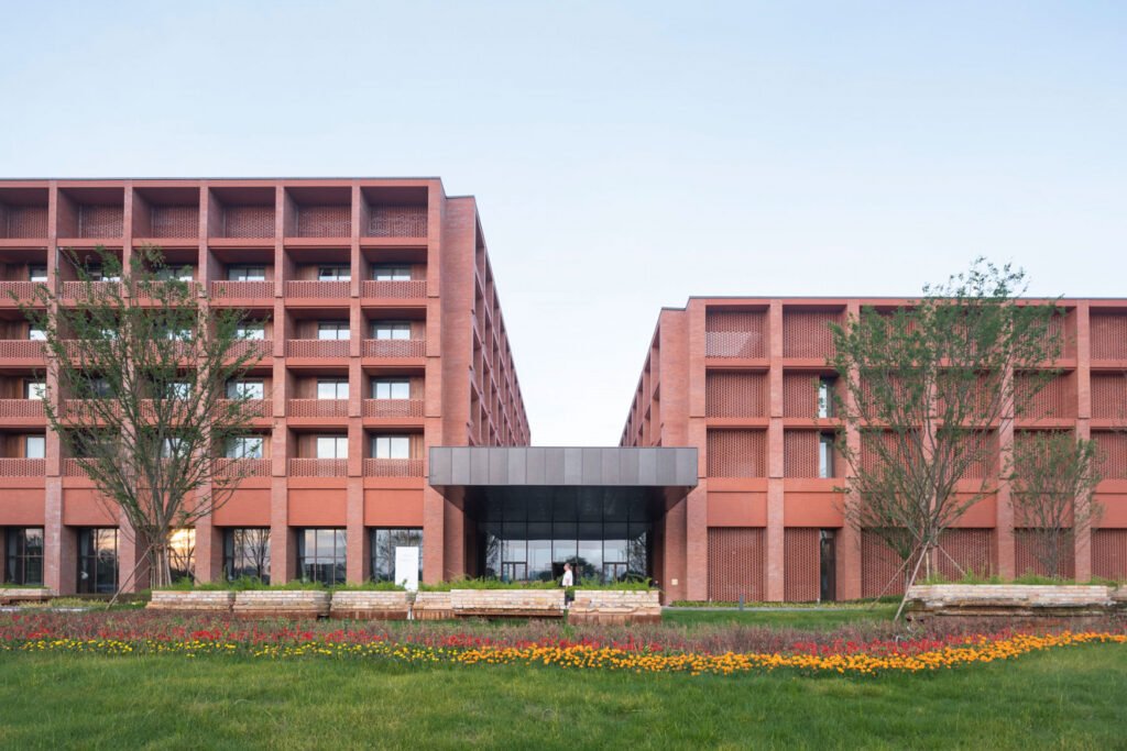 David Chipperfield Architects - Ceramic. Art Avenue 6