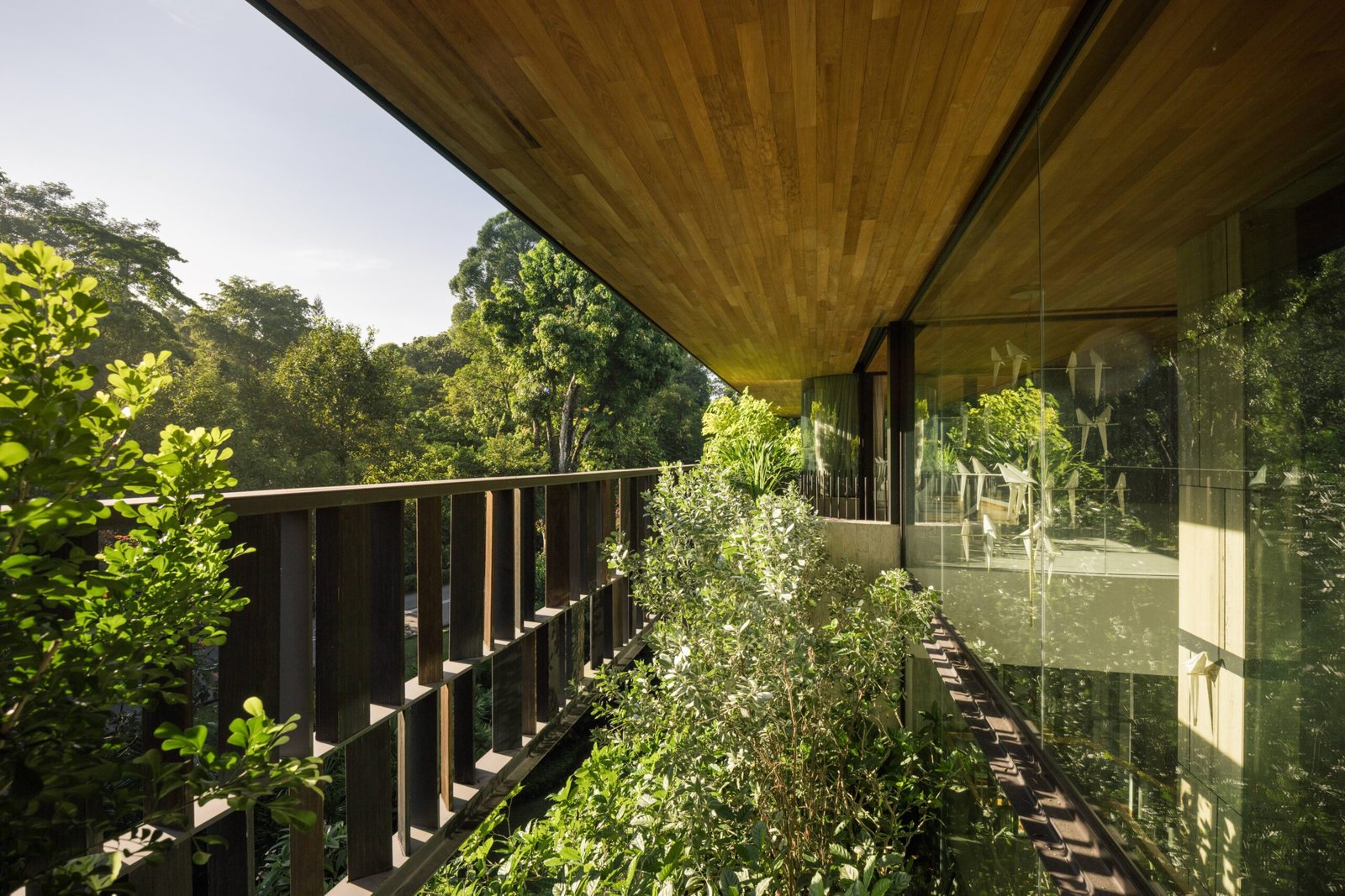 Touching Eden House Wallflower Architecture + Design Kanto.PH