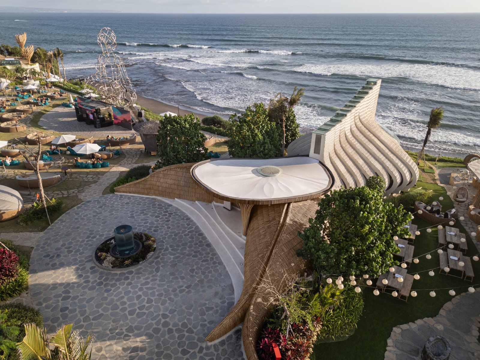 Kanto.PH Inspiral Architects Luna Beach Club