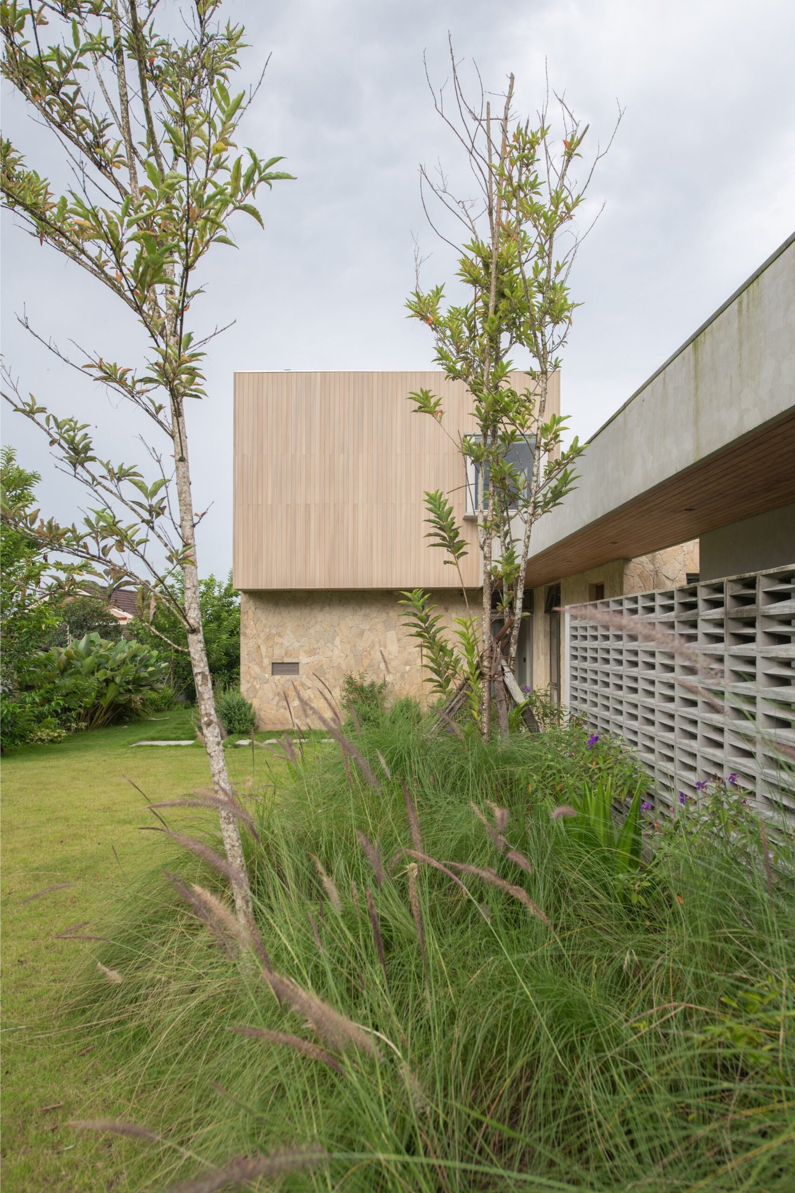 Studio Tille CAW House Kanto.PH