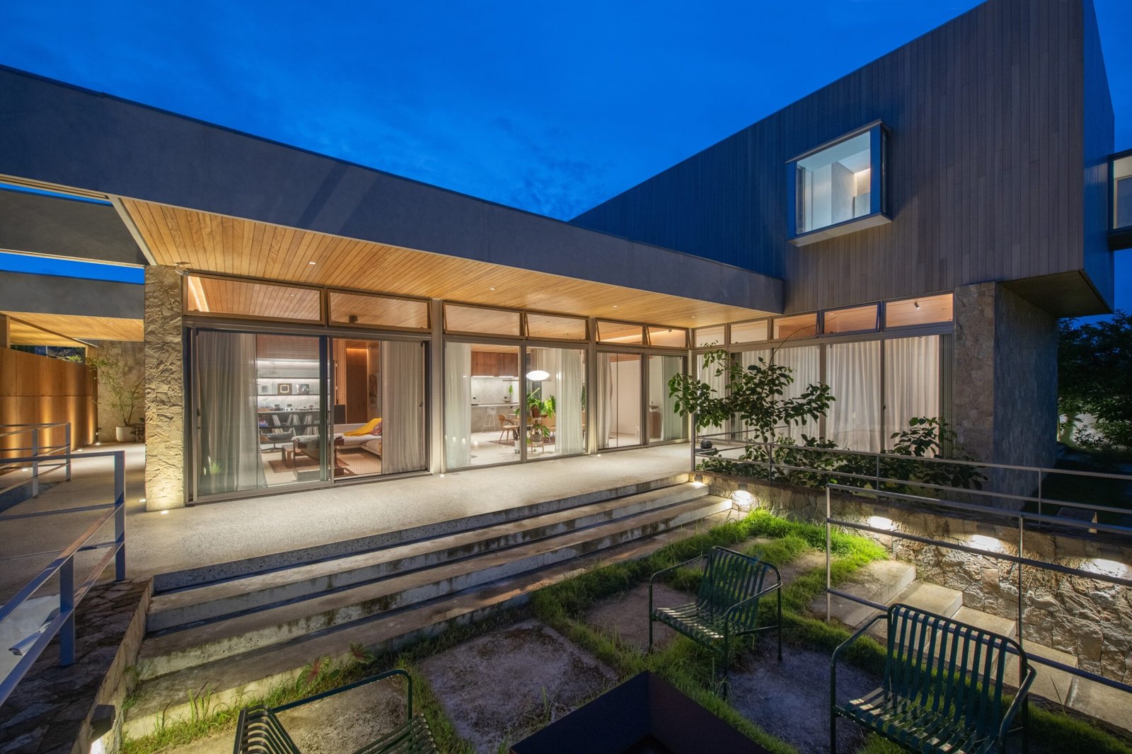 Studio Tille CAW House Kanto.PH