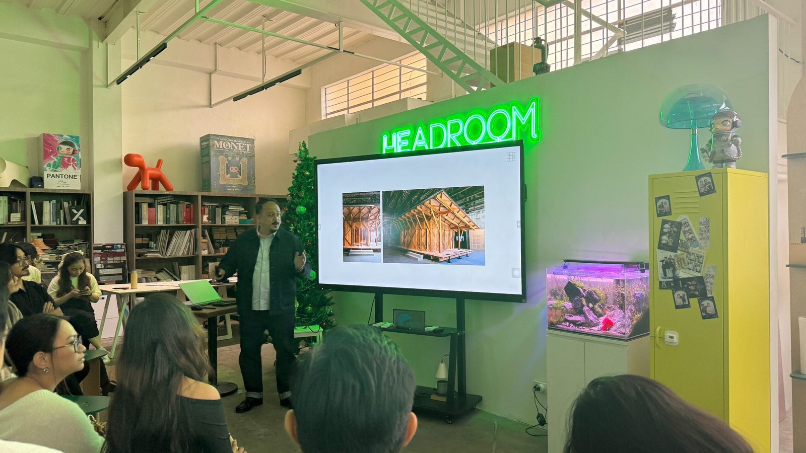 Headroom VeryGood Sta Ana