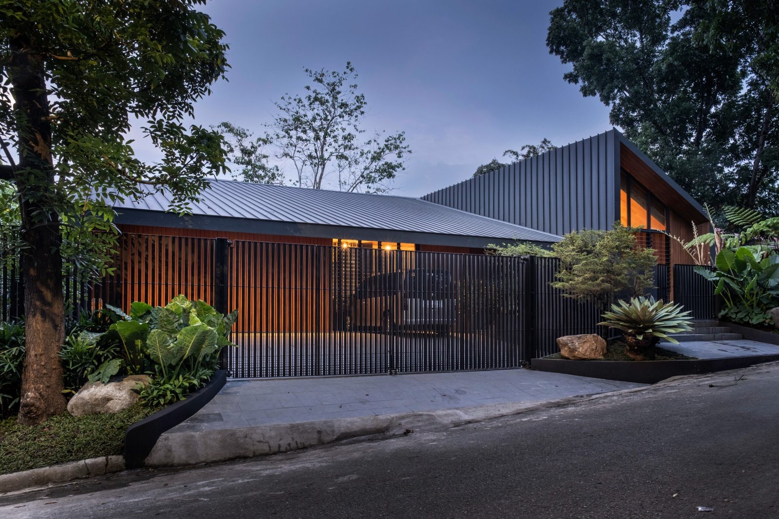 PXP Design Workshop Viewfinder House Kanto.PH