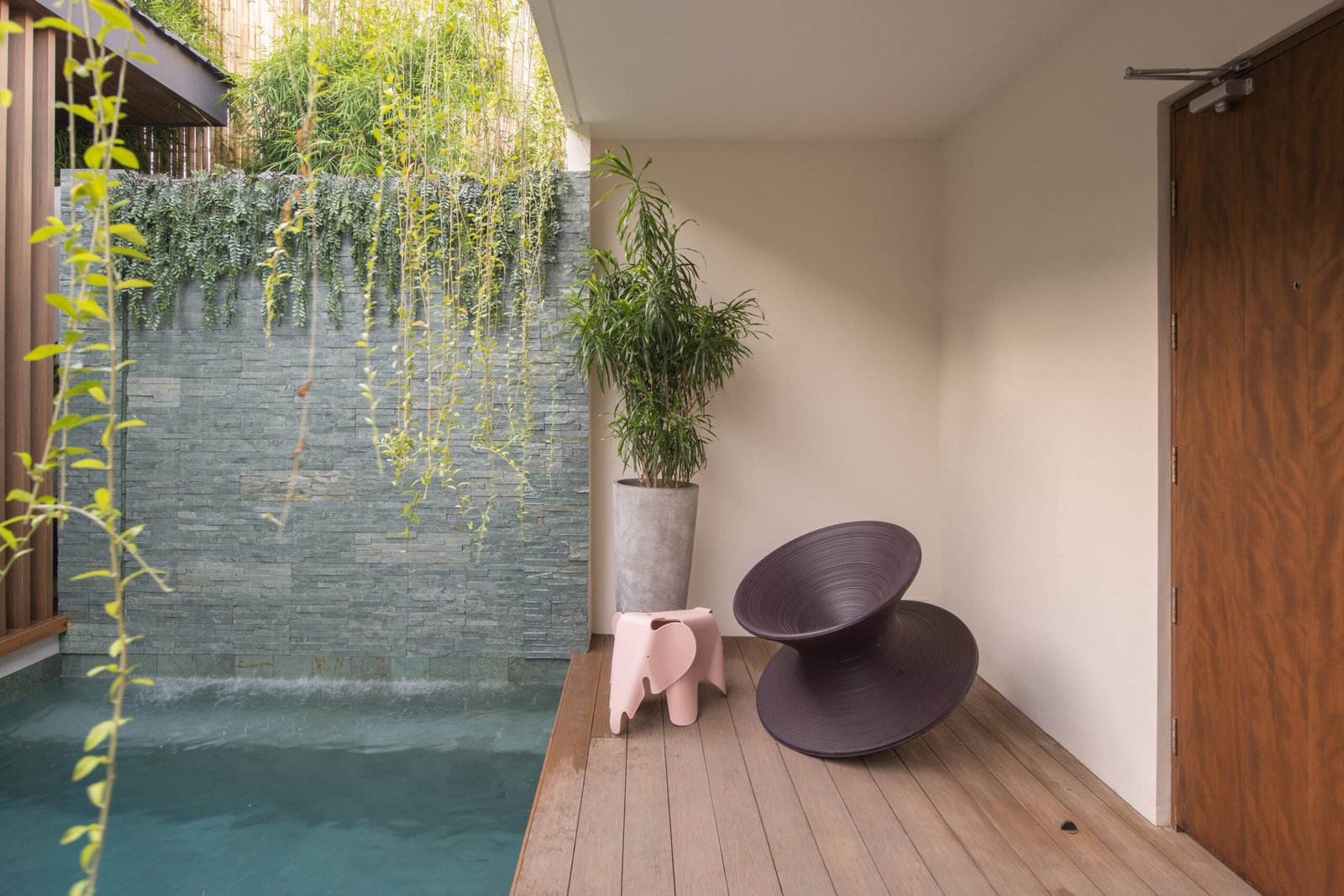 MOD Studio Solace Resort Kanto Spaces Kanto